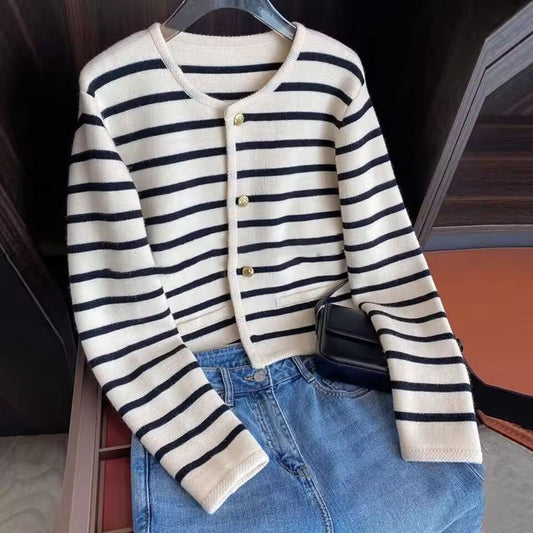Women Sweater Autumn Winter Striped Print Round Neck Long Sleeve Lady Knitting Coat Single-Breasted Buttons Sweater Cardigan